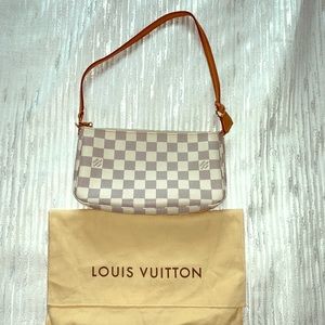 Louis Vuitton pochette shoulder bag Damier Azur